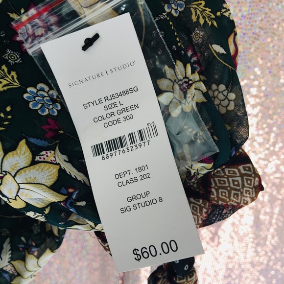 Signature studio maxi dress. - Picture 3 of 6